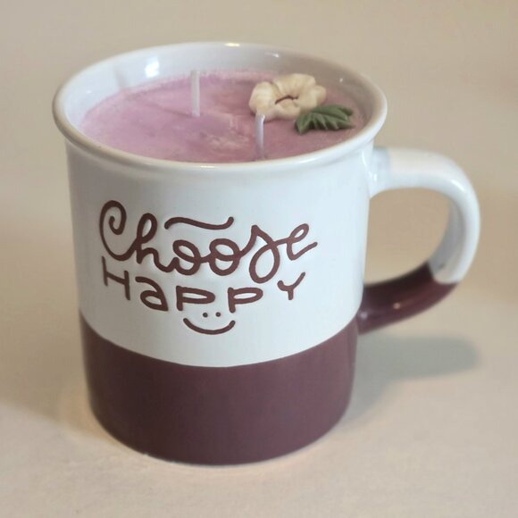 Handmade Purple and White Candle in a "Choose Happy" Mug in light Lavender Scent - Picture 3 of 6